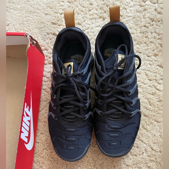 Air vapormax plus - Picture 3 of 4